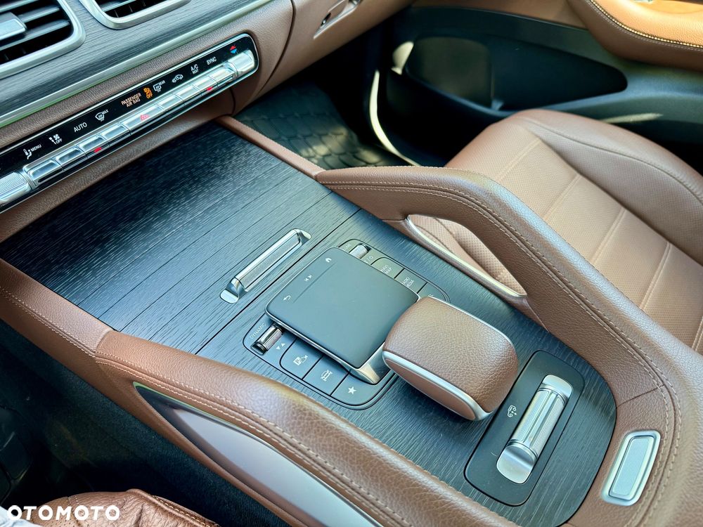 Mercedes-Benz GLE - 16