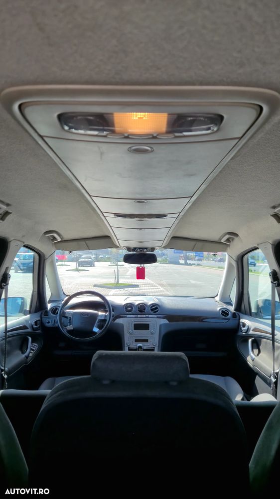 Ford Galaxy 2.0 TDCi DPF Aut. Ghia - 11