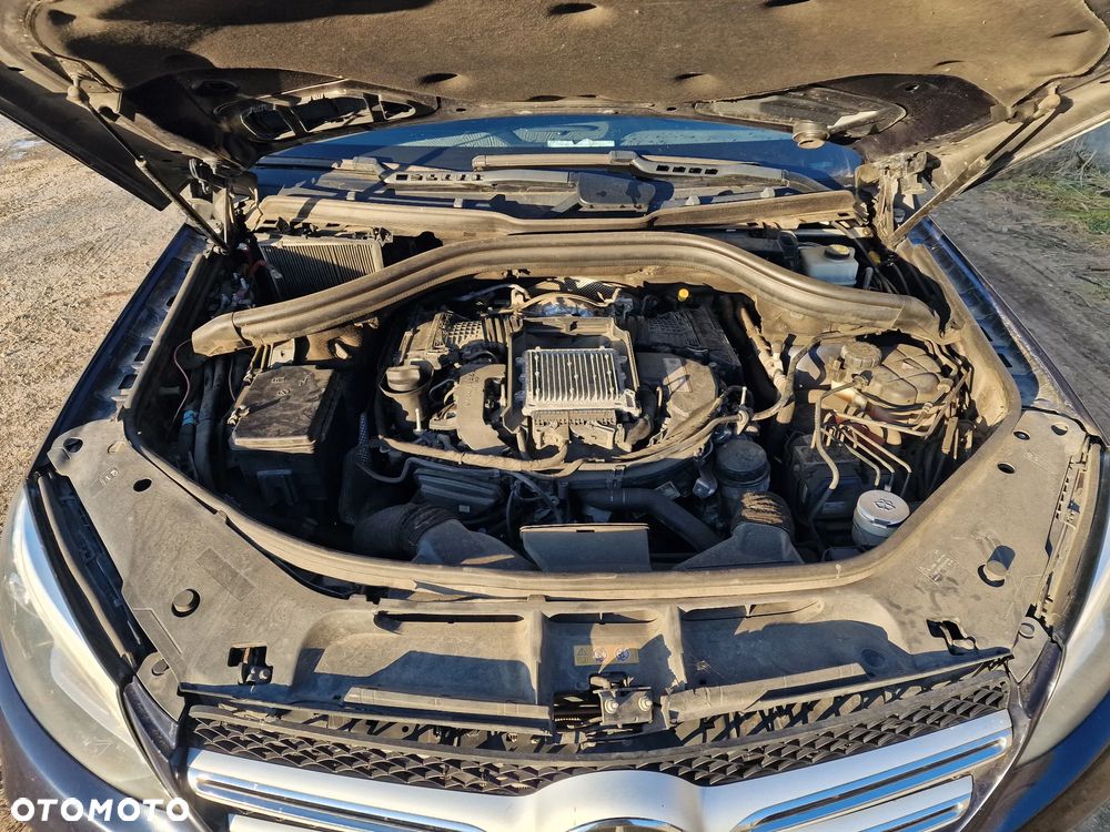 Mercedes-Benz GLE 350 d 4Matic 9G-TRONIC AMG Line - 22