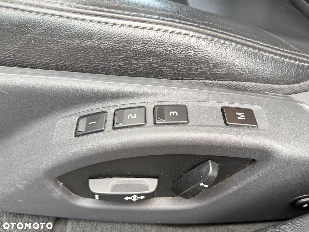 Volvo S60 T5 Drive-E R-Design Kinetic - 18