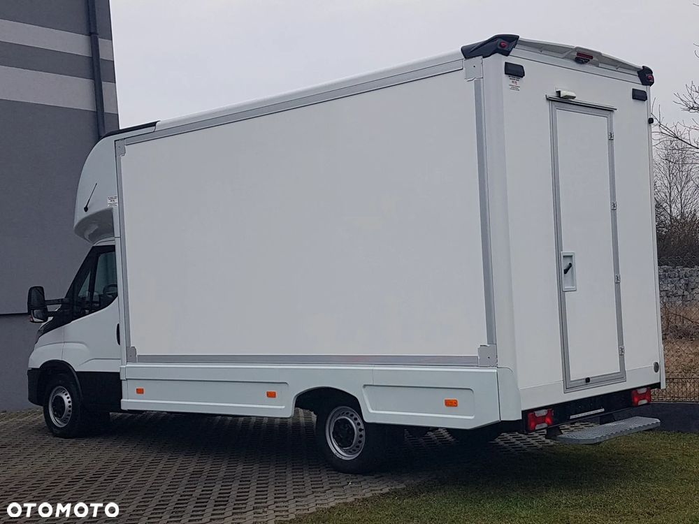 Iveco DAILY KONTENER NISKOPODŁOGOWY 4,43x2,23x2,42 SKLEP BAR FOODTRUCK KAMPER KLIMA - 3