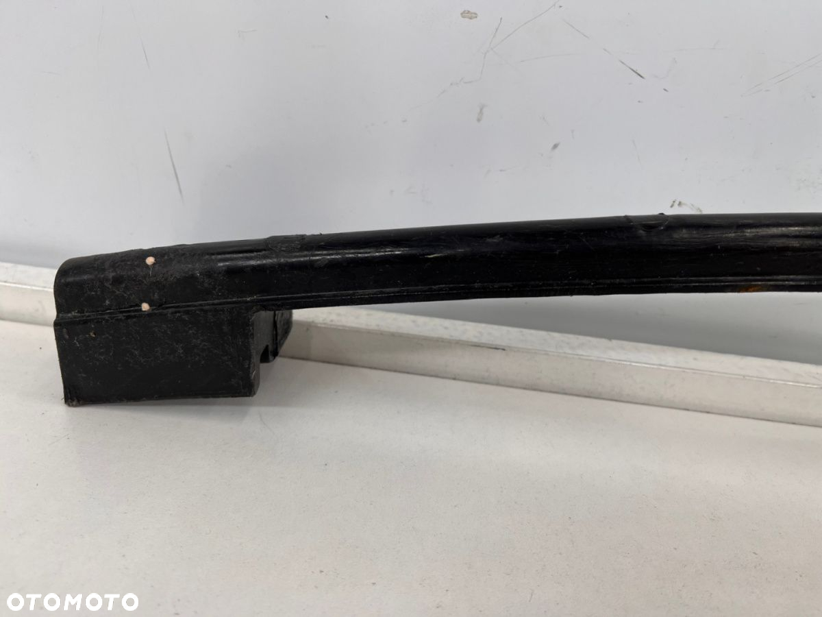 Belka zderzaka Hyundai Tucson 3 III przednie dolne wzmocnienie 2015-2020r. 86571-d7000 - 2