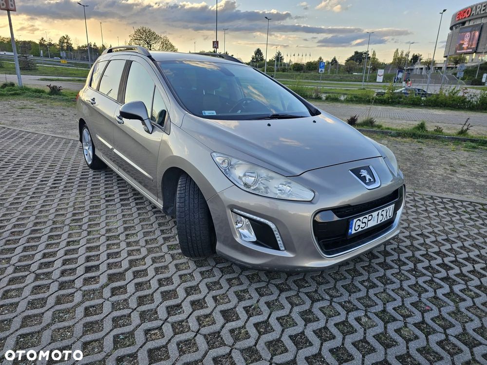 Peugeot 308 - 13