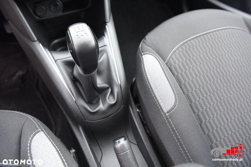 Peugeot 208 - 28