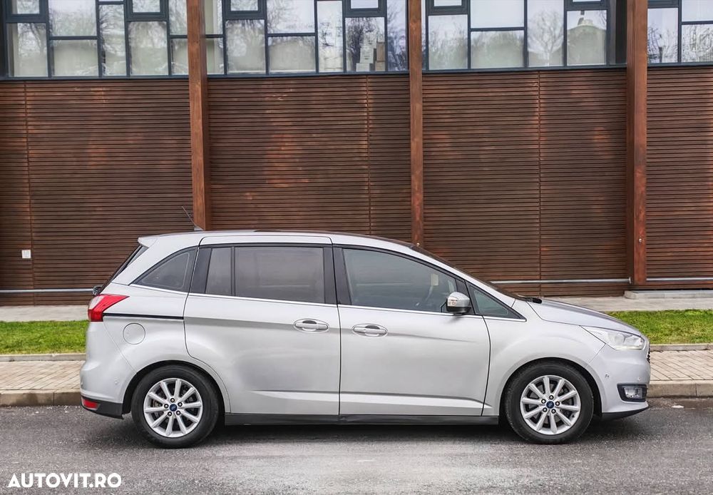 Ford C-Max 1.5 TDCi Powershift Titanium - 8