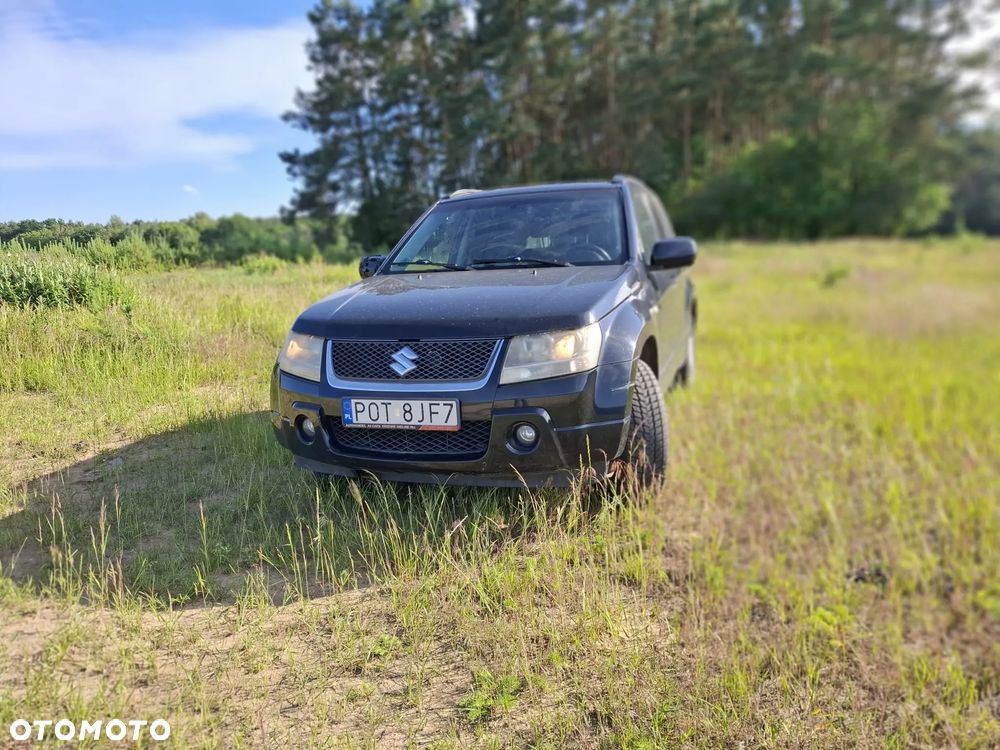 Suzuki Grand Vitara 2.0 Comfort - 1