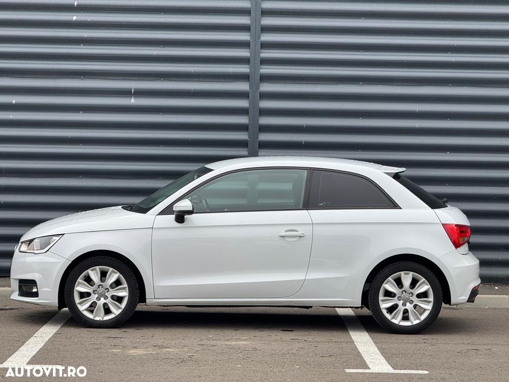 Audi A1 1.0 TFSI ultra design - 5