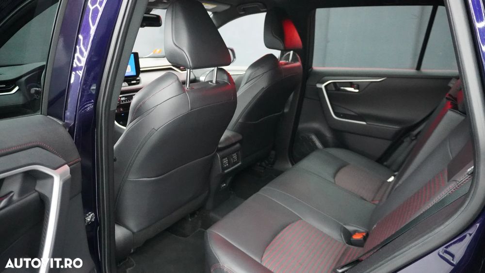 Toyota RAV4 Plug-in-Hybrid - 7