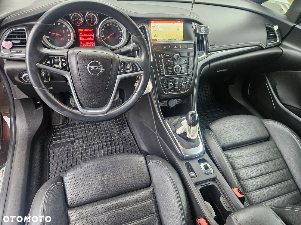 Opel Cascada - 21