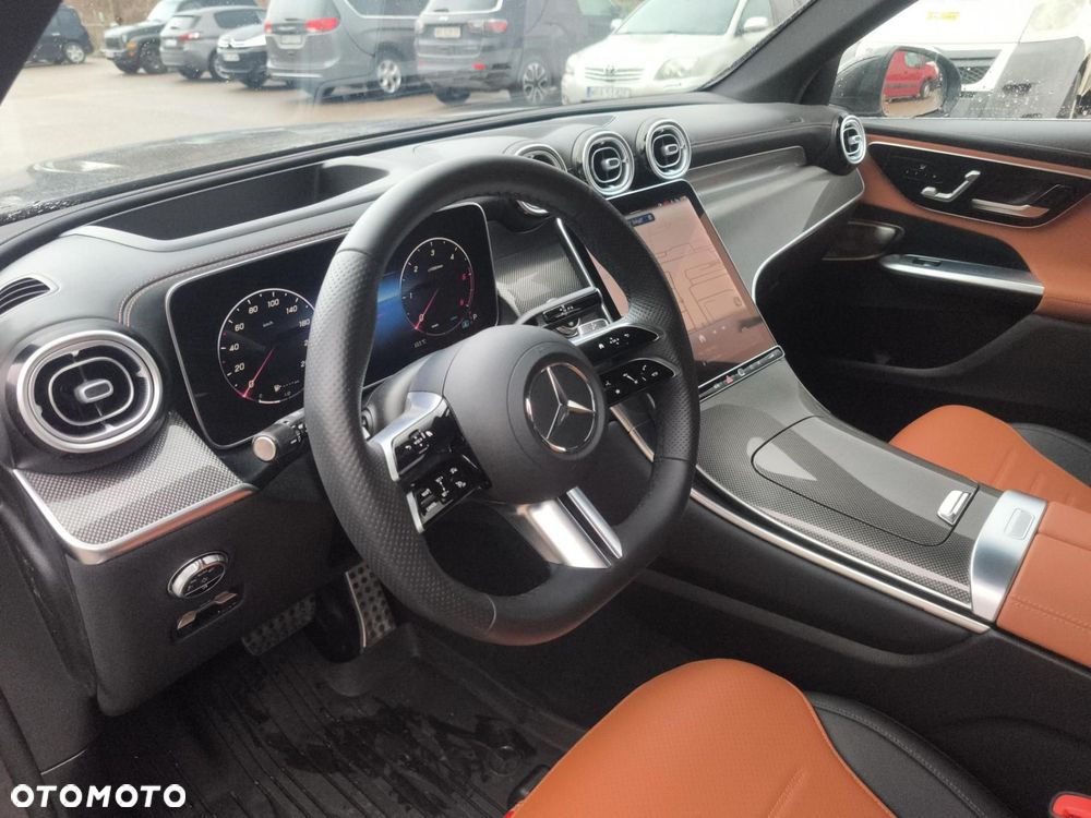 Mercedes-Benz GLC - 9