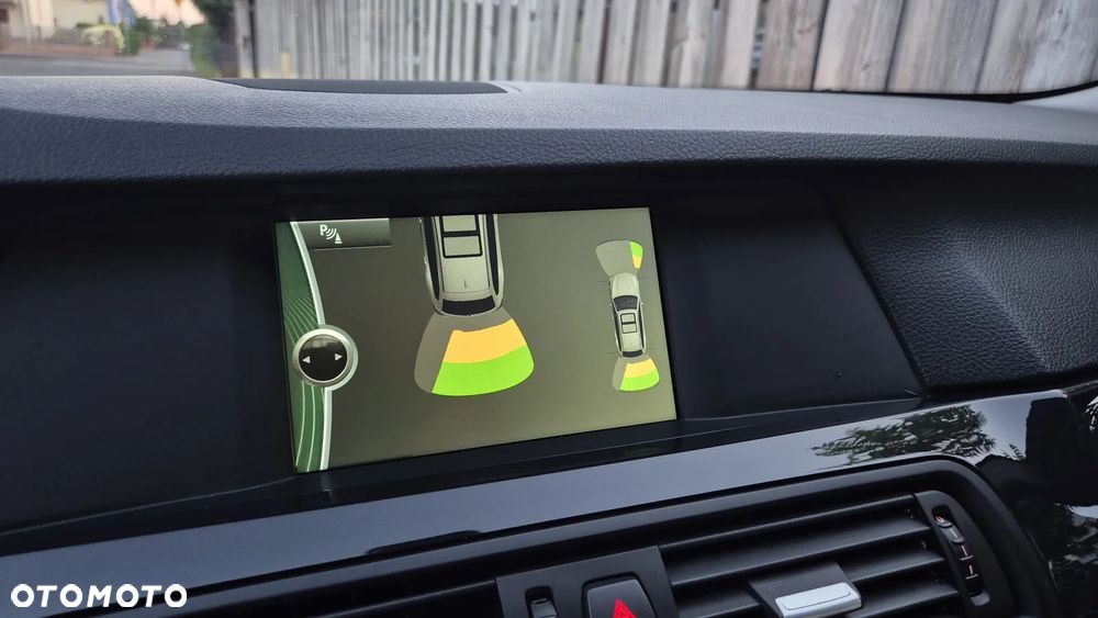 BMW Seria 5 520d - 41