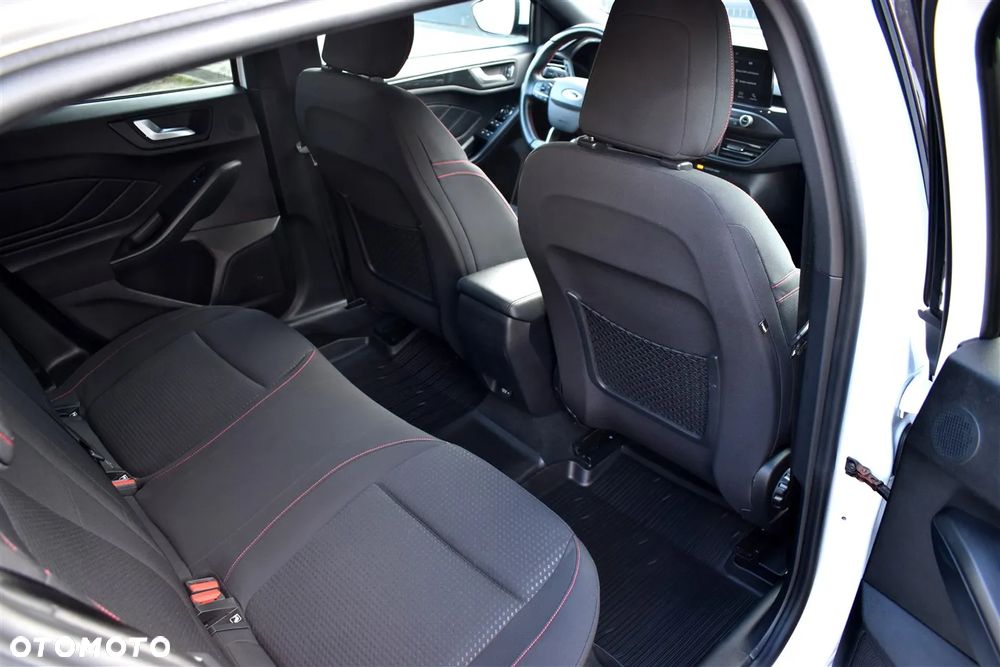 Ford Focus 2.0 EcoBlue ST-Line Business - 22