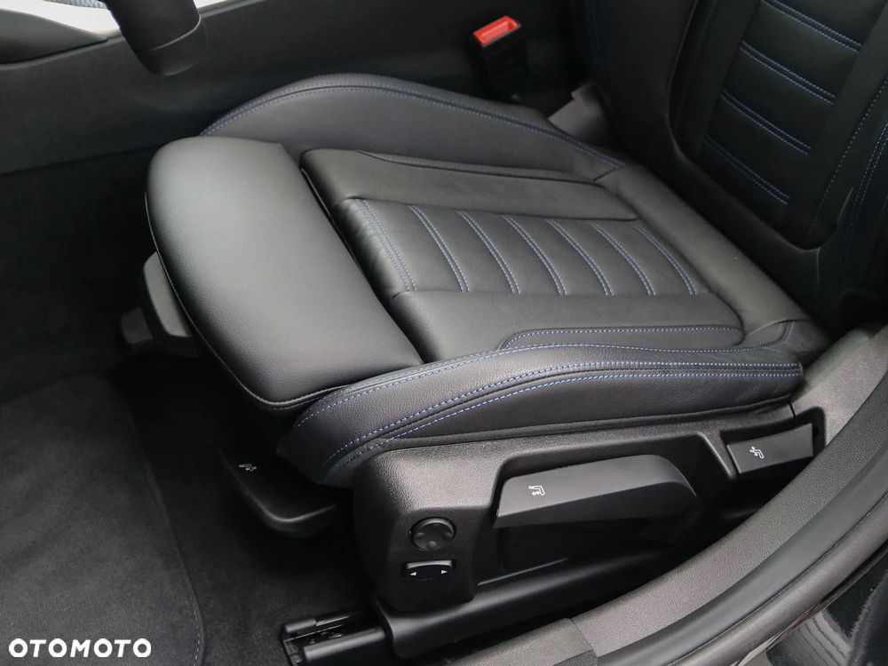 BMW Seria 3 320i xDrive M Sport - 19