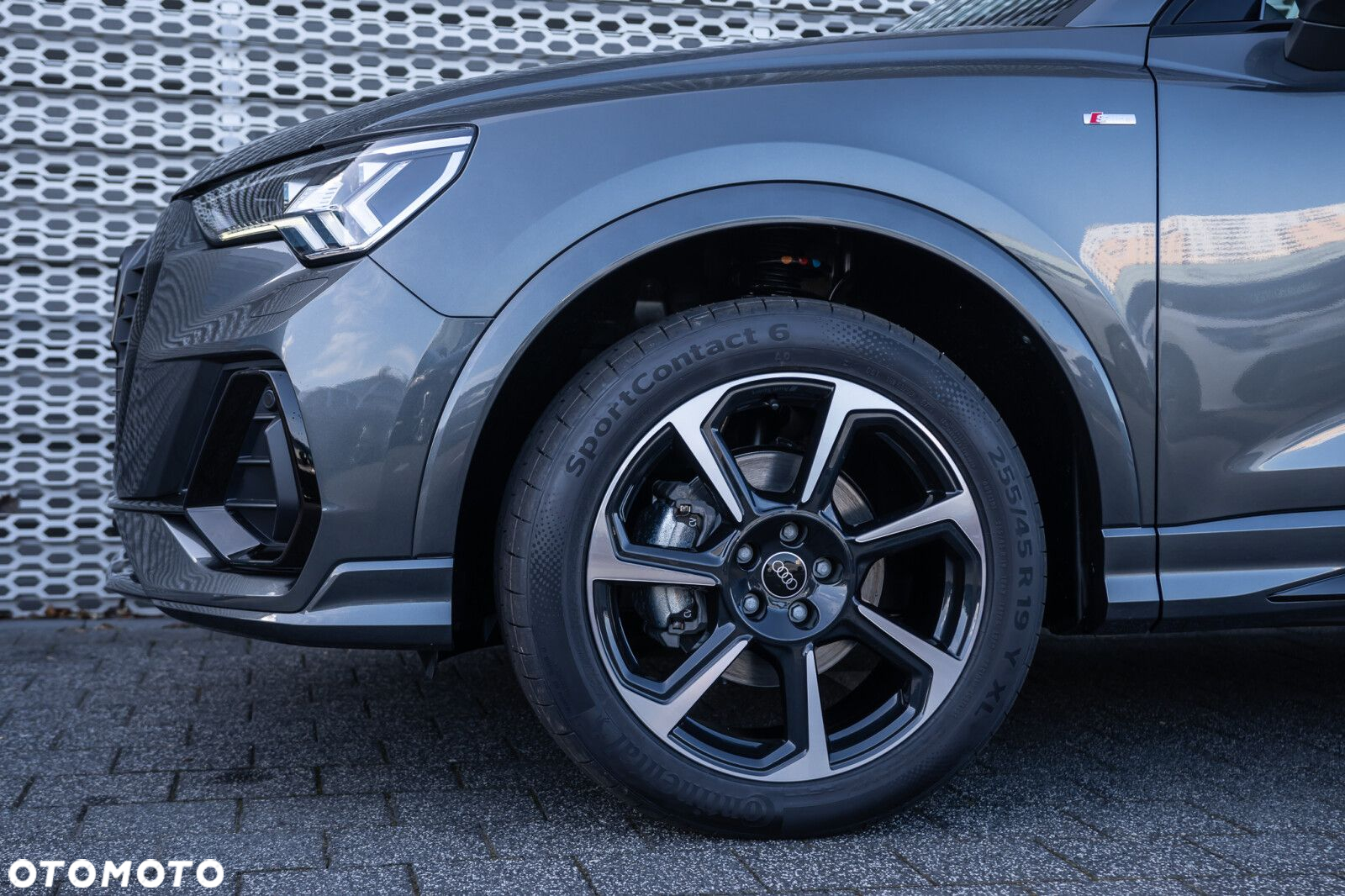 Audi Q3 - 6