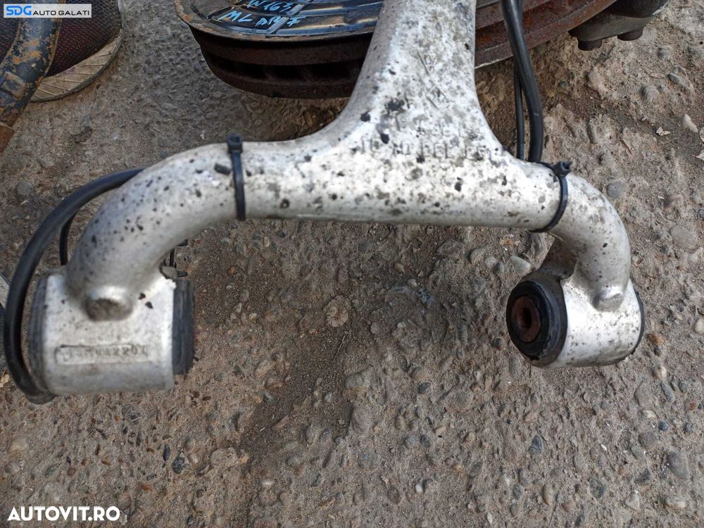 Brat Articulatie de la Roata Dreapta Fata Mercedes ML W163 1997 - 2005 [X3579] - 2