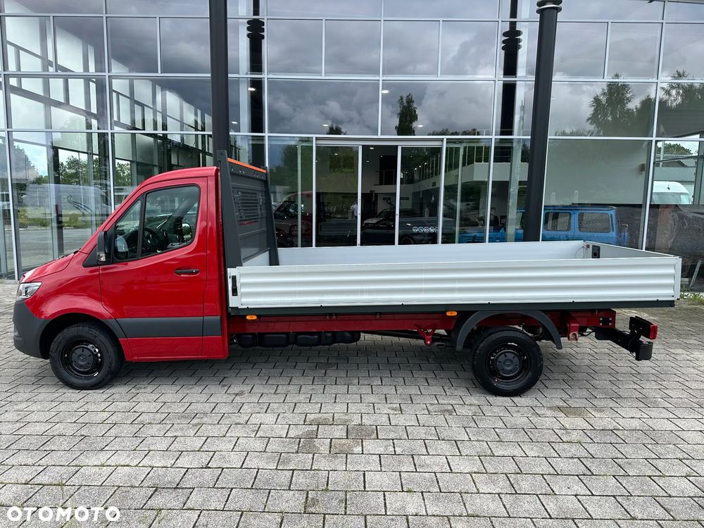 Mercedes-Benz Sprinter - 9