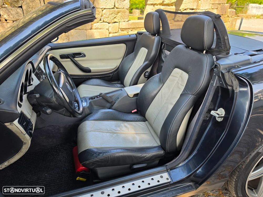 Mercedes-Benz SLK 200 - 17