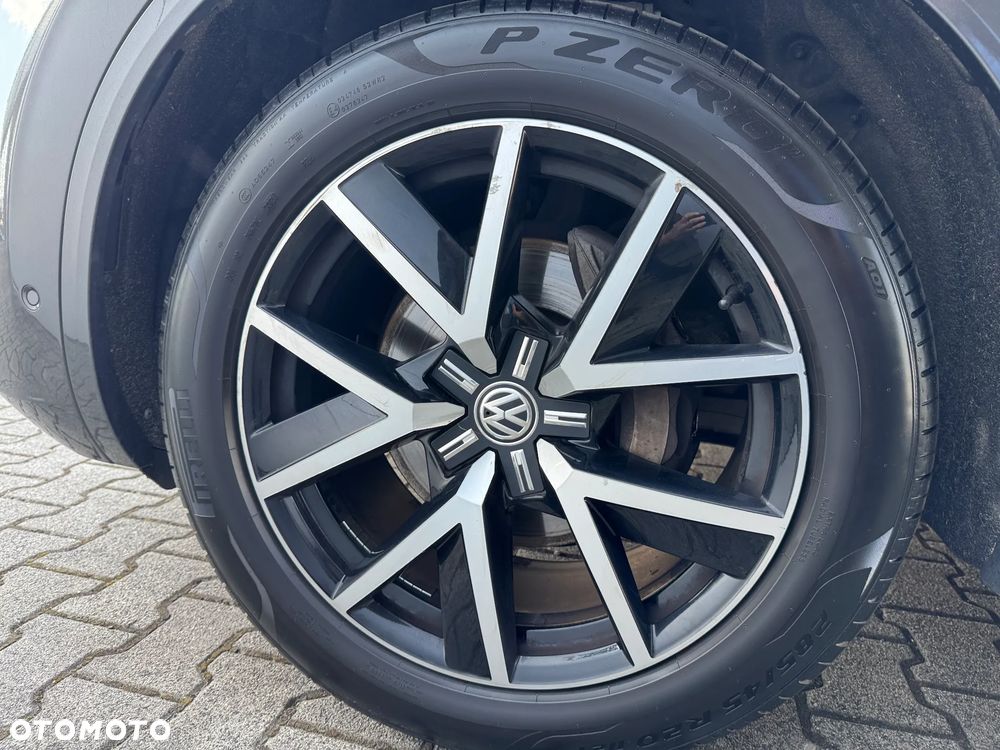 Volkswagen Touareg 3.0 V6 TDI SCR 4Mot R-Line - 10