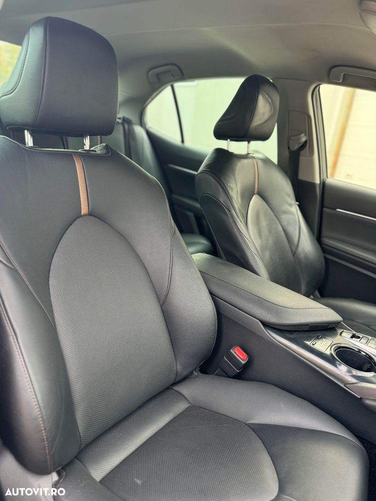 Toyota Camry Business Edition - 7