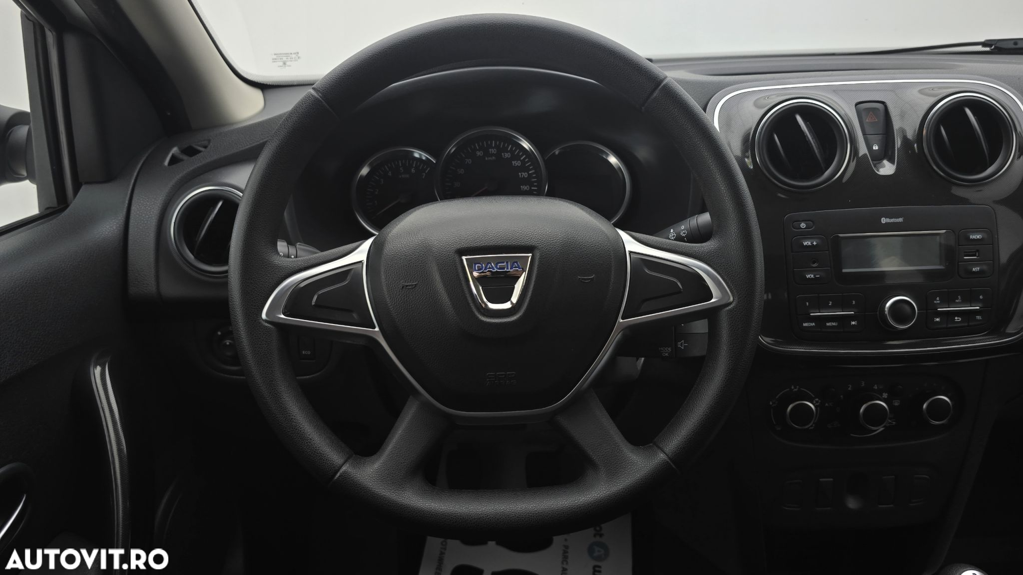 Dacia Logan 0.9 TCe Laureate - 15