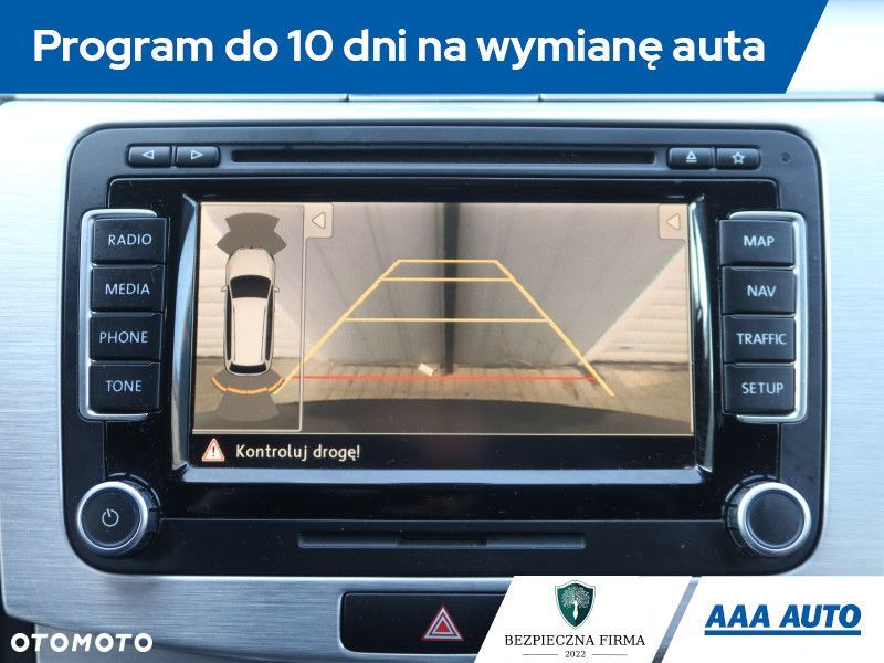 Volkswagen Passat - 19