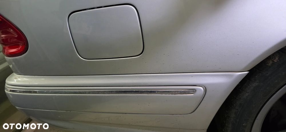 Mercedes-Benz Klasa E - 8