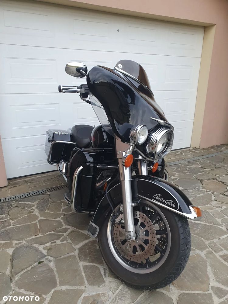 Harley-Davidson FLHT Electra Glide Standard - 5