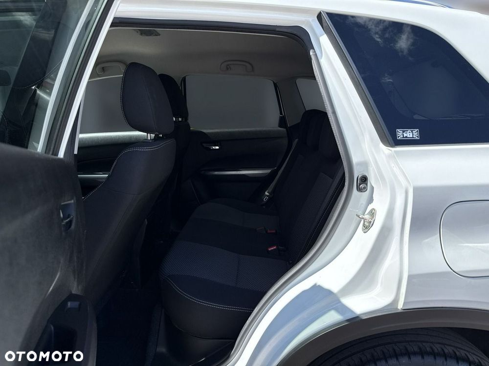 Suzuki Vitara 1.4 Boosterjet Premium 2WD - 26