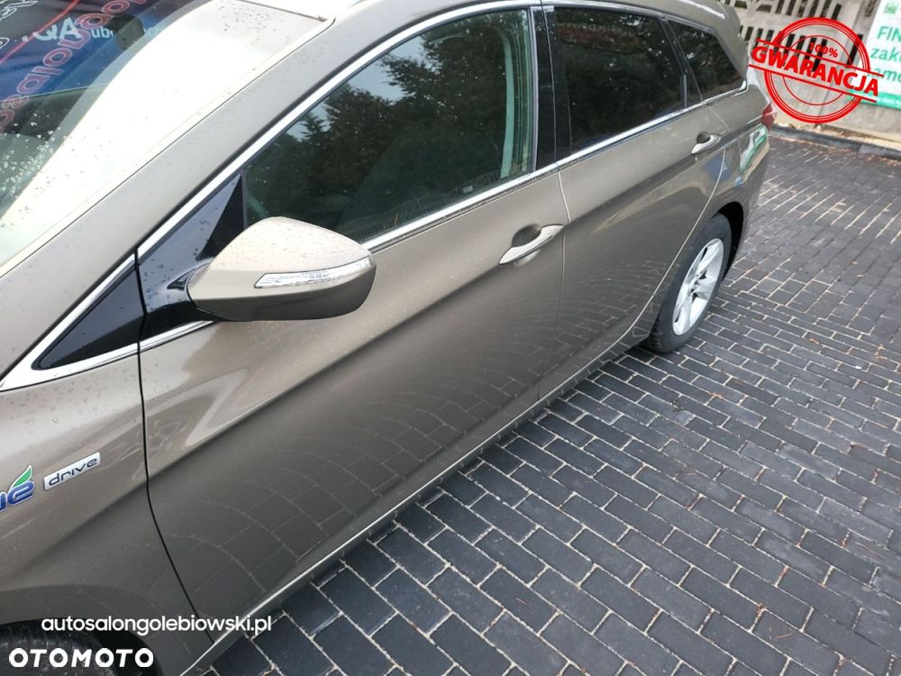 Hyundai i40 Kombi blue 1.6 Family+ - 29