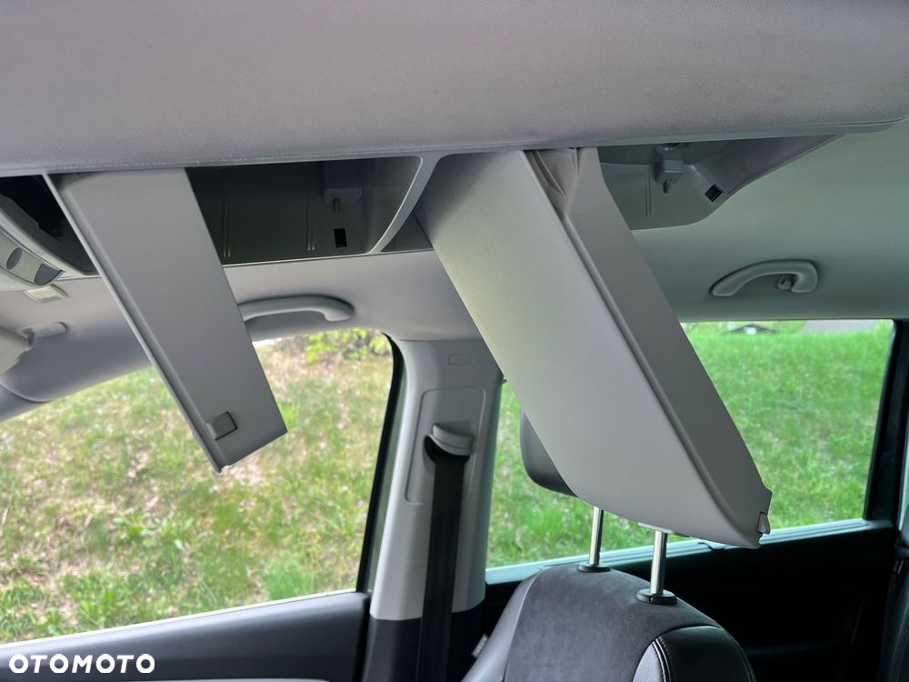 Volkswagen Sharan 2.0 TDI DSG BlueMotion Technology Comfortline - 17