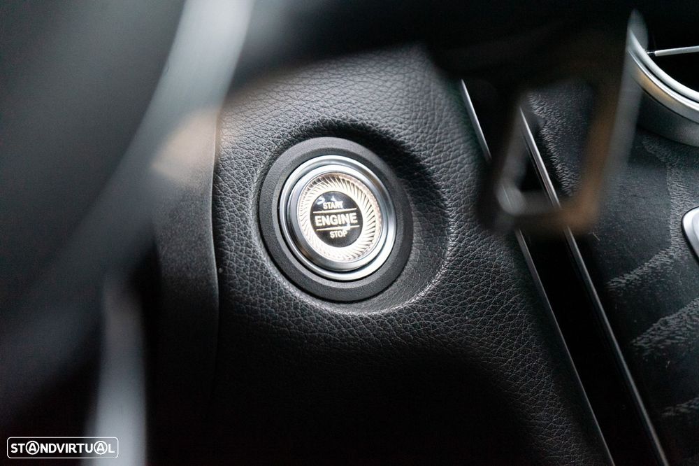 Mercedes-Benz C 200 9G-TRONIC AMG Line Plus - 38