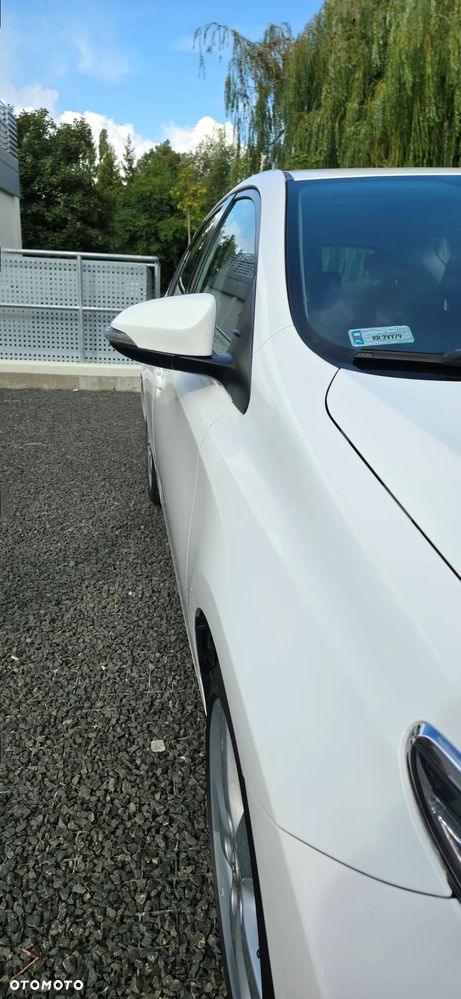 Toyota Auris 1.4 D-4D Premium - 24