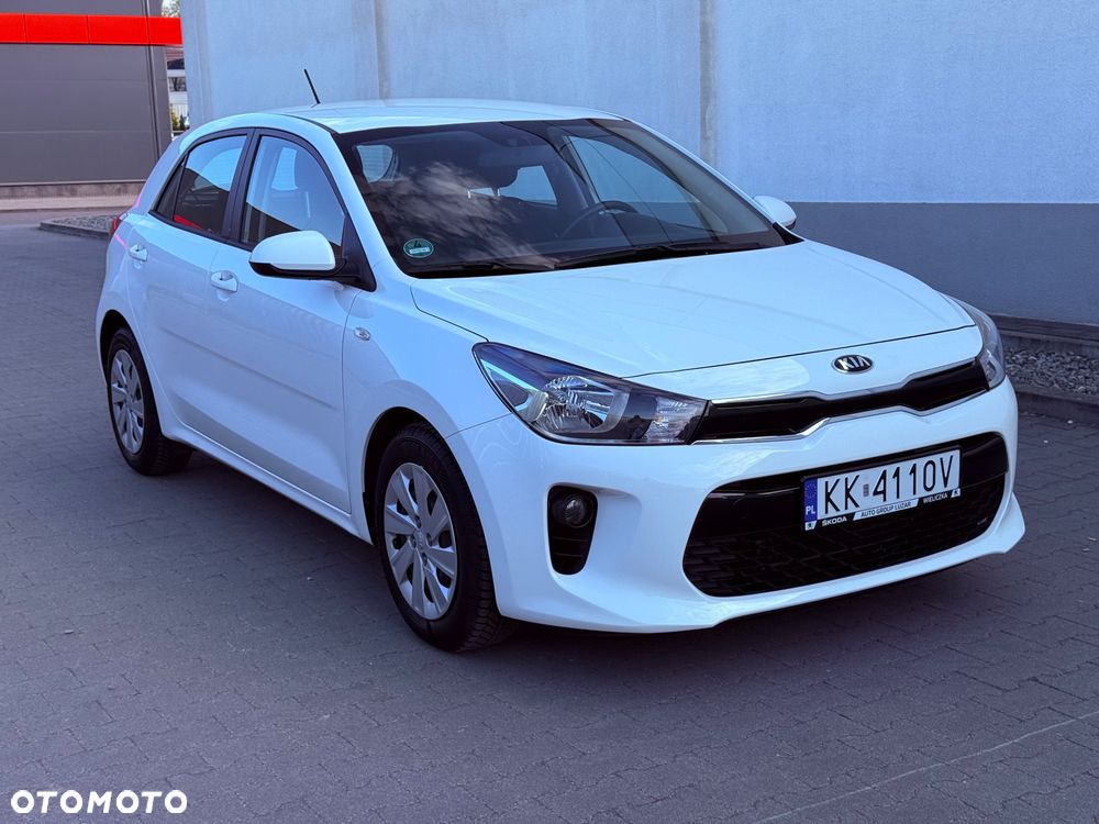 Kia Rio - 1