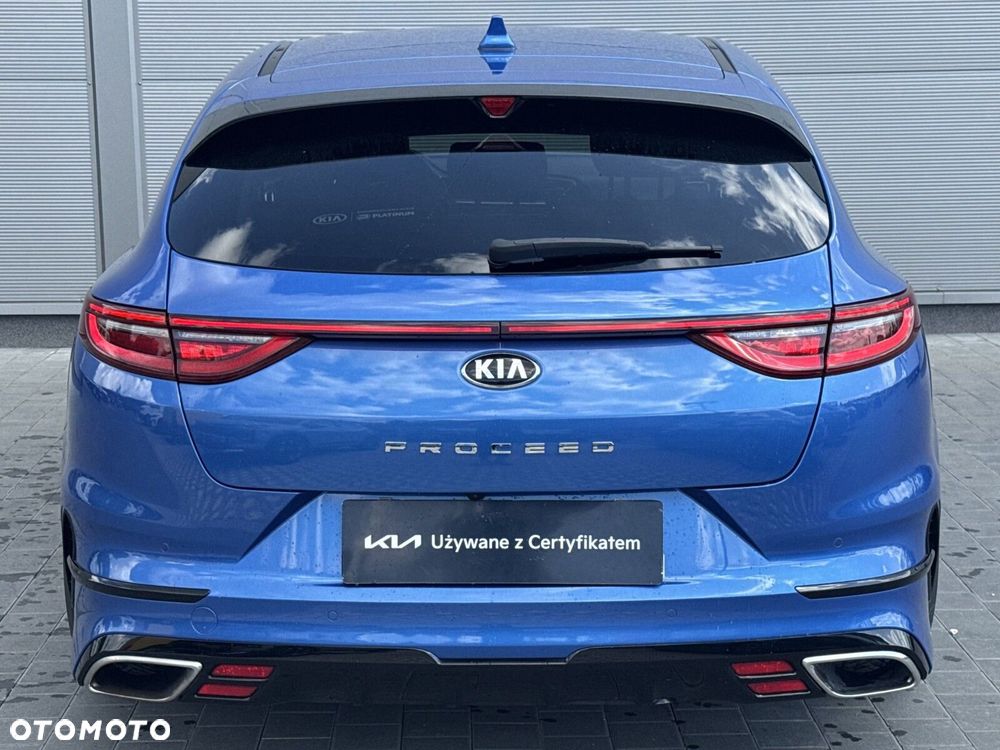 Kia ProCeed 1.6 T-GDI GT DCT - 11