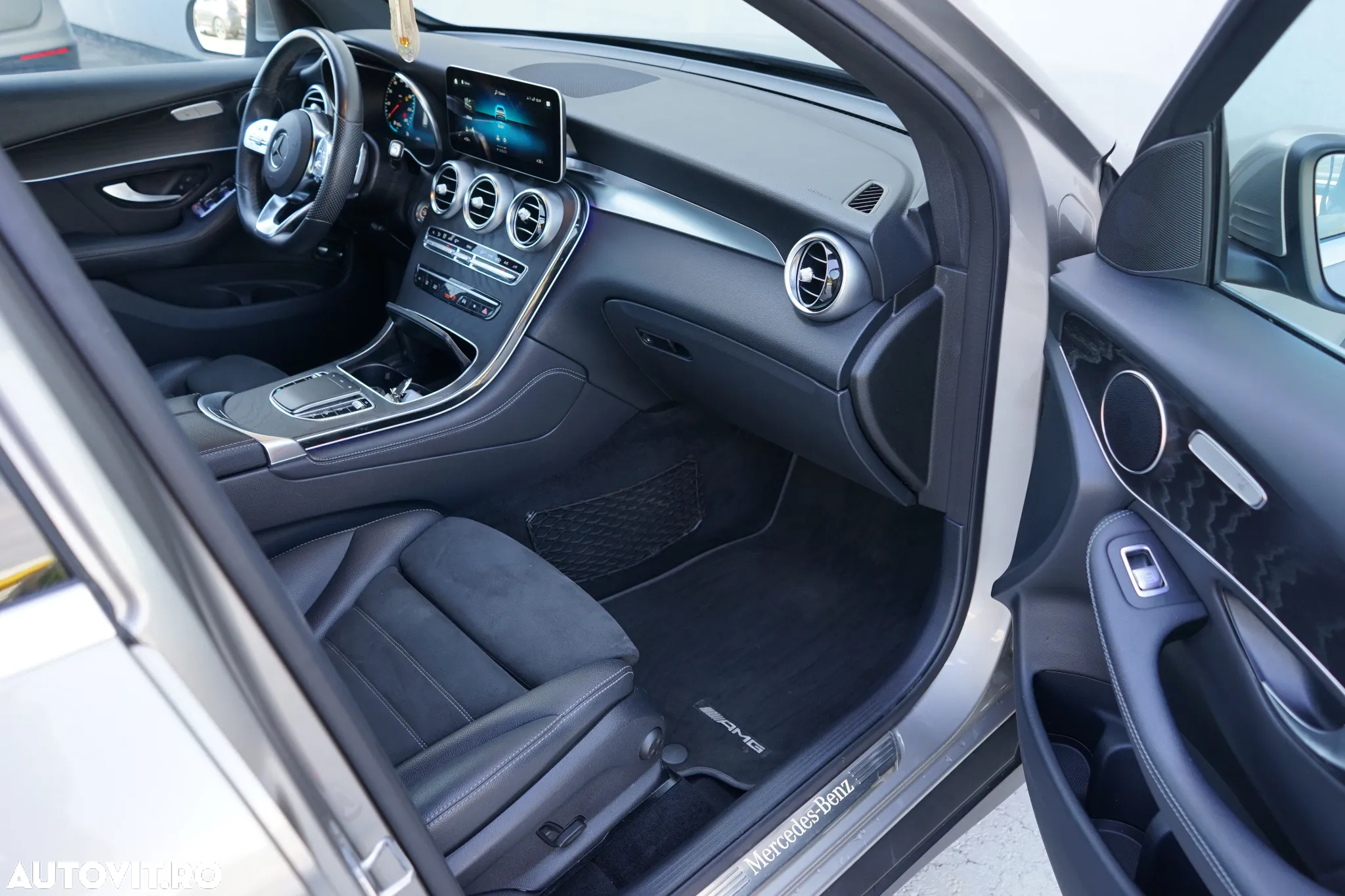 Mercedes-Benz GLC 200 d 4MATIC - 32