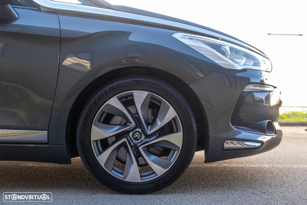 Citroën DS5 HDi 165 Aut. SportChic - 6