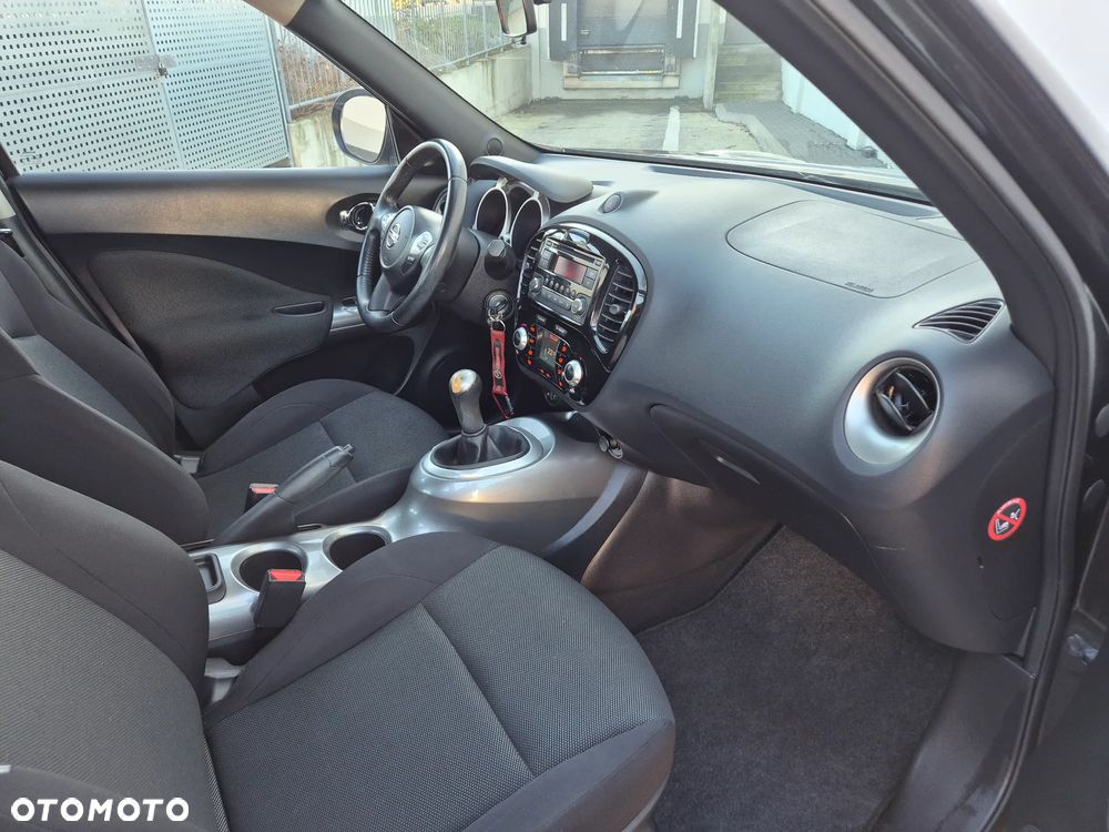 Nissan Juke 1.6 Visia - 11