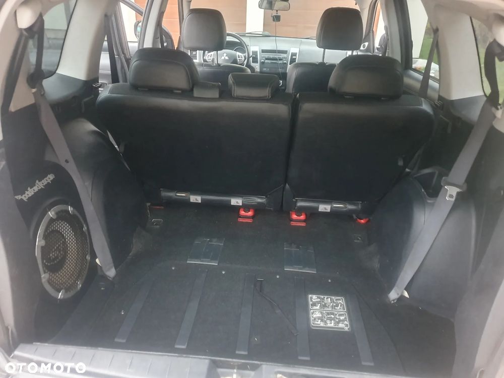 Mitsubishi Outlander 2.0 DID Instyle - 7
