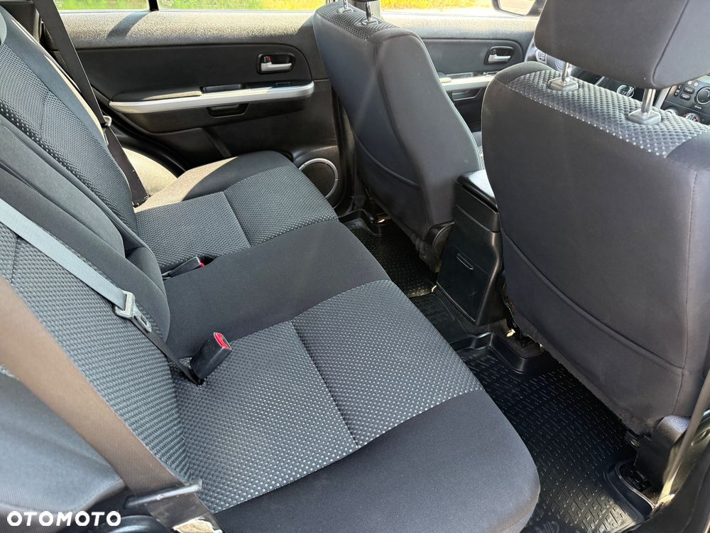 Suzuki Grand Vitara 2.0 Limited - 25