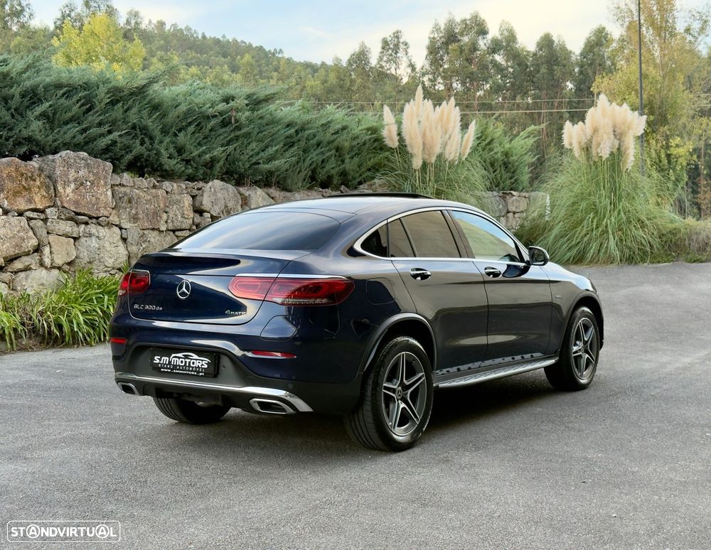 Mercedes-Benz GLC 300 de Coupe 4Matic 9G-TRONIC AMG Line - 3