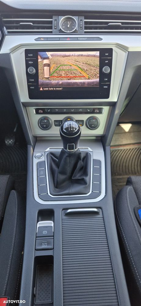 Volkswagen Passat 2.0 TDI SCR - 15