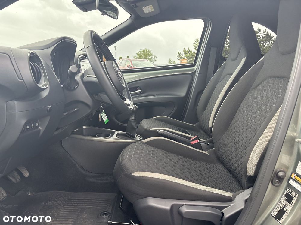 Toyota Aygo X - 10