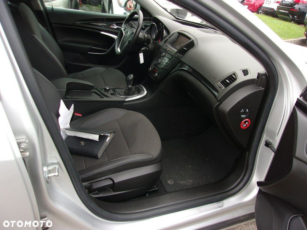 Opel Insignia 1.6 Turbo Cosmo - 29