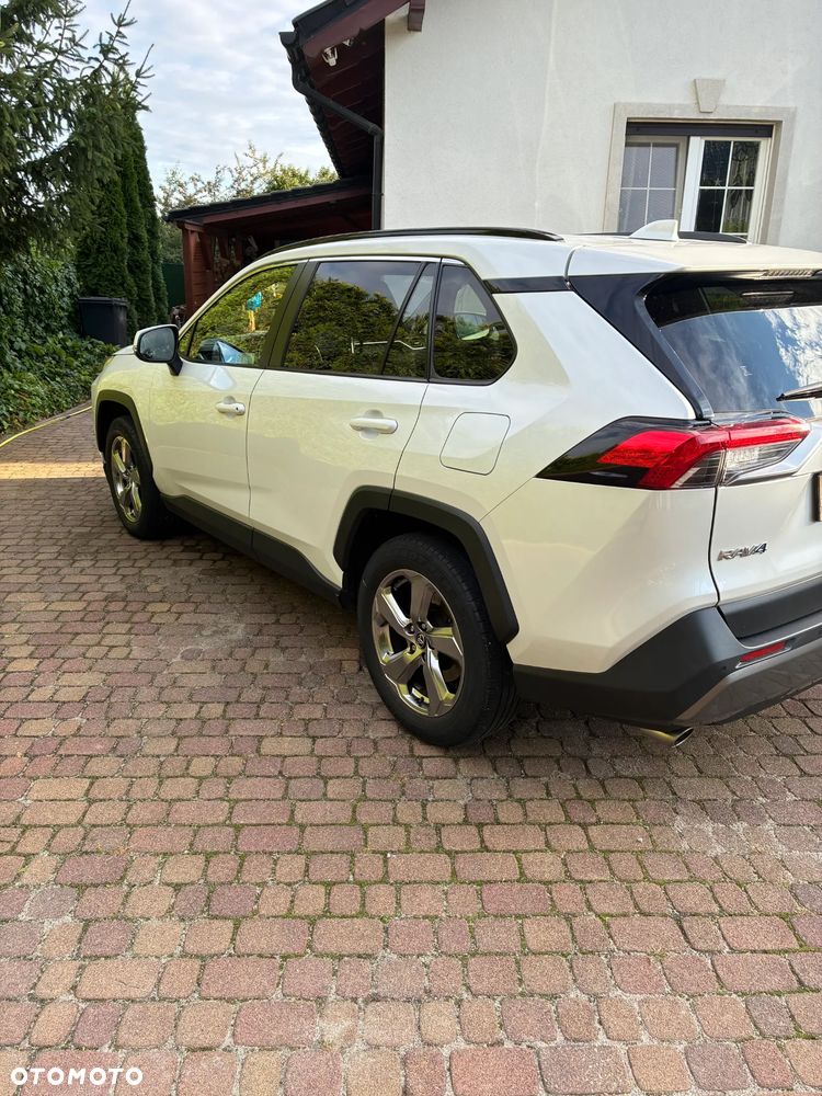 Toyota RAV4 - 4