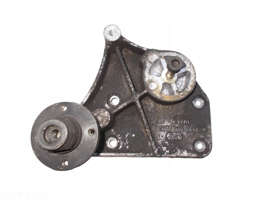 łapa wisko mocowanie wiskozy VW LT 2.8 TDI AUH BCQ 062121224A - 1