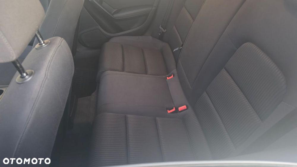 Audi A4 Limousine - 17
