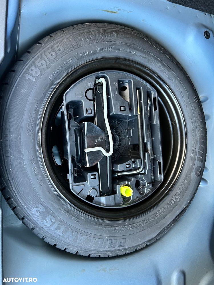 Peugeot 2008 PureTech 110 GPF Stop&Start EAT6 Signature - 15