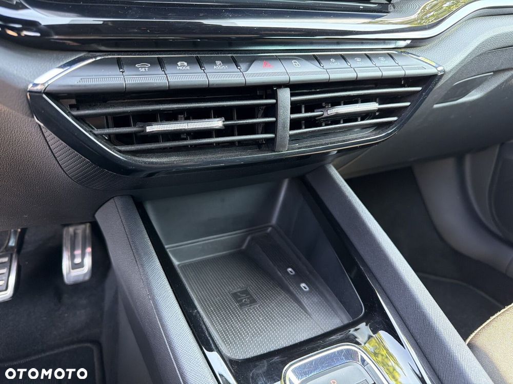 Skoda Octavia 2.0 TDI Sportline DSG - 28