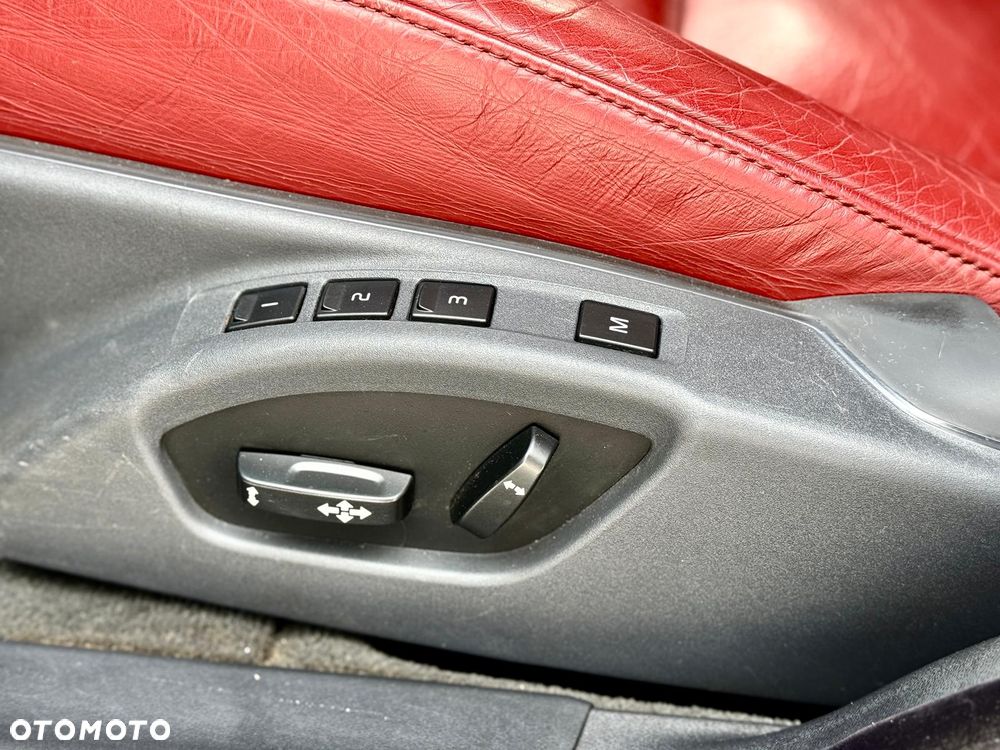 Volvo V70 2.5T Summum - 26