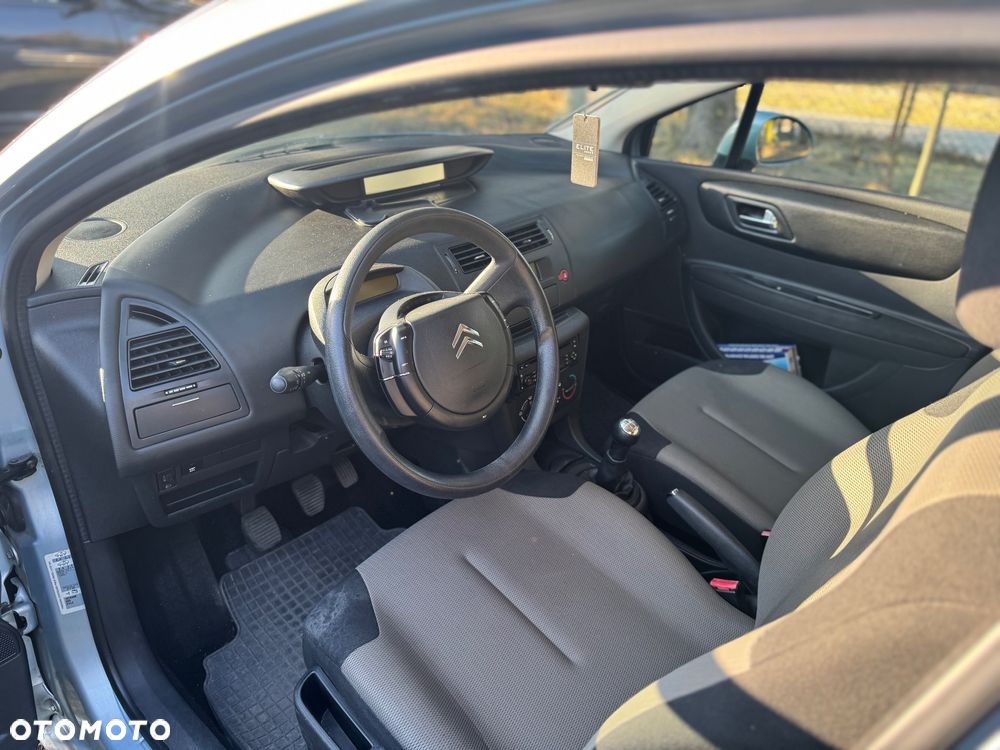Citroën C4 1.6 16V Magic - 8